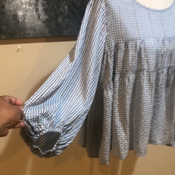 MAX Studio Blue and White Cropped Puffed Sleeved Oversized Peasant Top-M - Picture 5 of 13